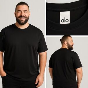 Alo Yoga Black Performance Tee – Size 4XL, Moisture-Wicking, Lightweight